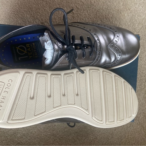 COLE HAAN OG SHORTWING OXFORD Shoe, sz 7.5M - Picture 4 of 6